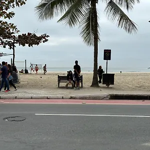 Apartamento Na Quadra Mar